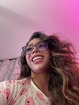 Samantha_Bernardo webcam