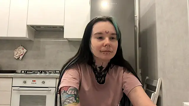 HighelikeGirl webcam