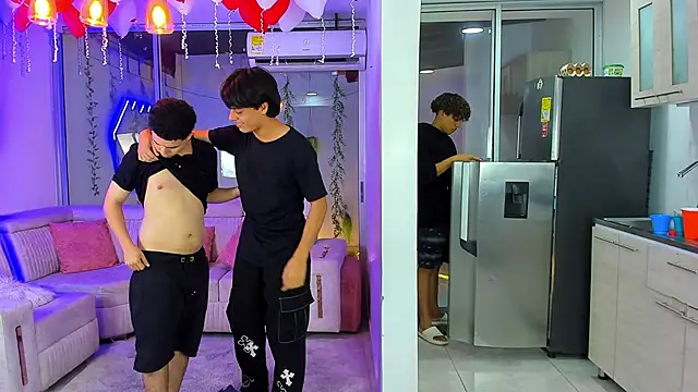 Houseofwarrios webcam