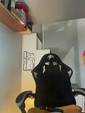 AsianMilfSheryl webcam