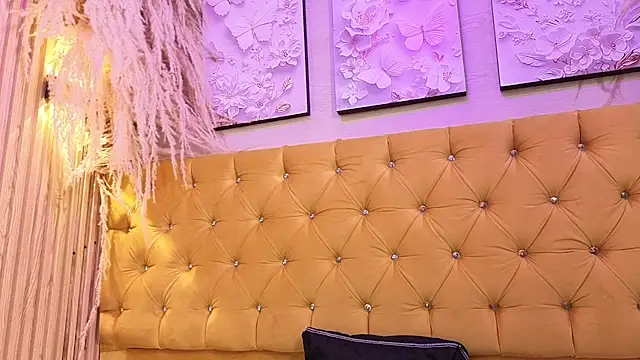 Bruja__Scarlata webcam