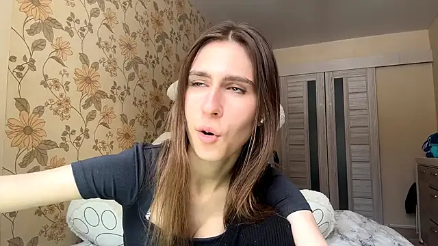 elsiekuhlmann - ElsieKuhlmann's free webcam - UK Sex Cams