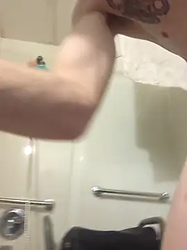 jizzyglizzy92 webcam