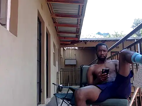 BloodmoonAlpha_1 webcam