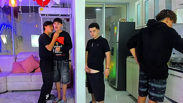 Houseofwarrios webcam