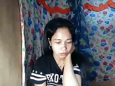 pinayskinnygirl - PinaySkinnyGirl's free webcam - UK Sex Cams