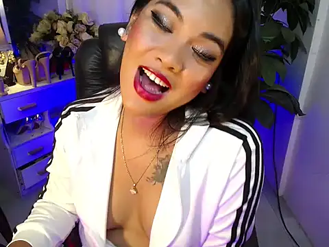 AngelitaDeputouch webcam