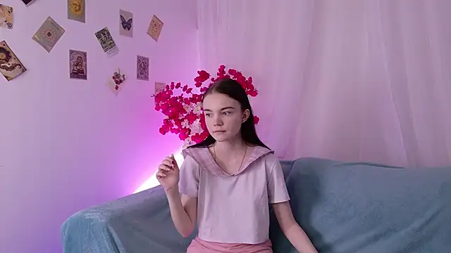 emma_blackwood webcam