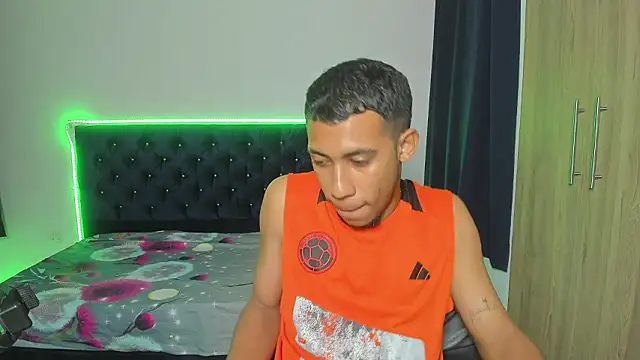 skinny_rich77 webcam