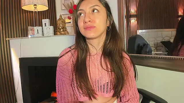 lulubeerry - LuluBeerry's free webcam - UK Sex Cams