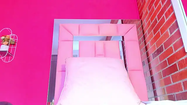 Baby_doll_XOXO webcam