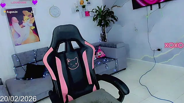 nella_dolls - Nella_Dolls's free webcam - UK Sex Cams