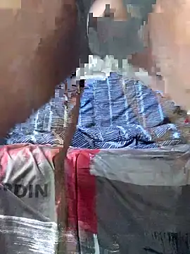 Uncleuncutmushroom webcam