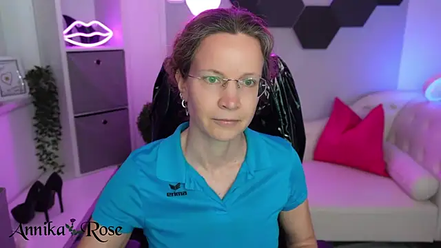 AnnikaRose webcam