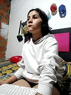 Mia_axelll webcam