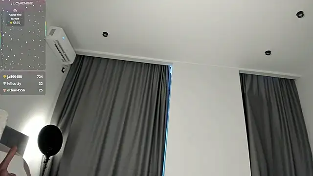 Sakura__frostt webcam