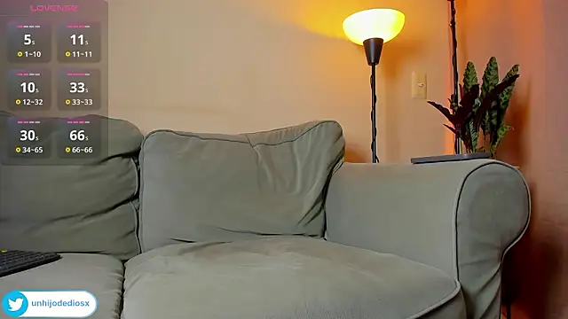 Ackerman_Eren_ webcam