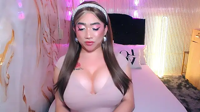 SelfsuckmyBigBanna webcam