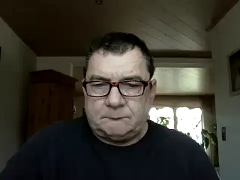 nobbie444 (M mature) - Dildo up the ass