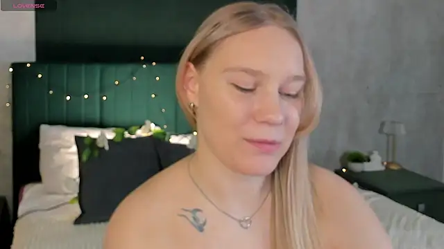 Vanessa_Harr1s webcam