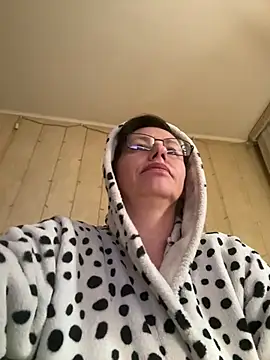 Amberhotqueen webcam