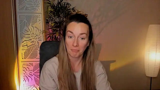 RebeccaMartinez webcam