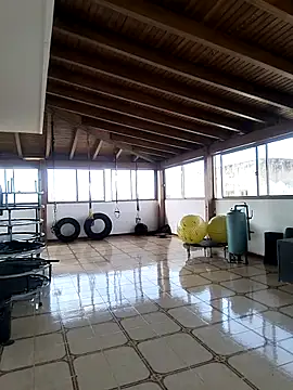 Alison_fitness webcam