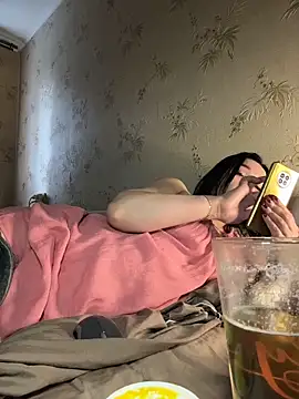 Naughtbaby_2025 webcam