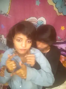 Freakingromance webcam