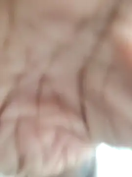 Scarlet_curly8a webcam