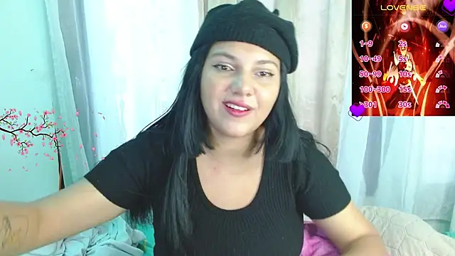 mirandacaradonna webcam