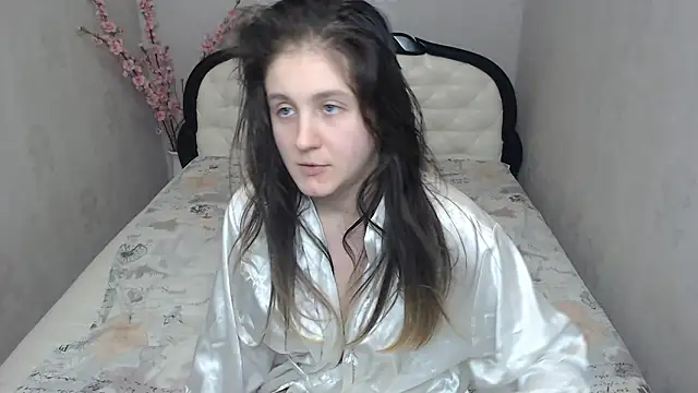 Holliy_Cooper webcam