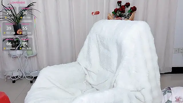 美女Darkn0t在线直播