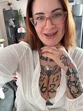 Webcam Model (NyxTattoo)  is live.Free join now!