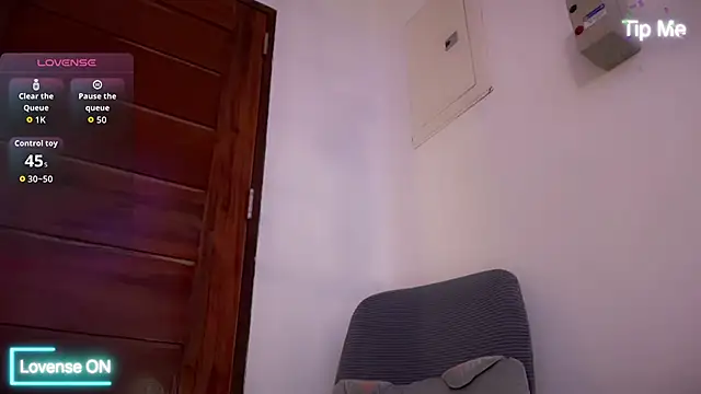 urdreamtsgirl - UrdreamTSgirl's free webcam - UK Sex Cams