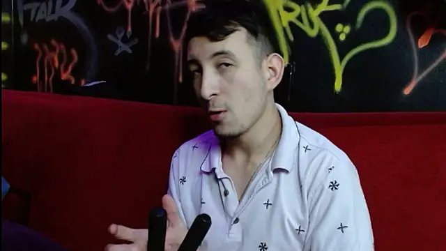 AnyeloBlack69 webcam