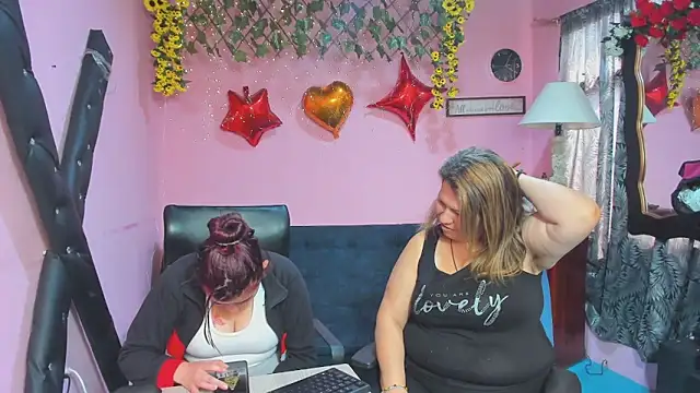lesbiancuple webcam
