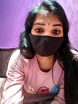 Webcam Model (Your_Sweety43)  is live.Free join now!