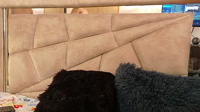 sammy_and_ithan webcam