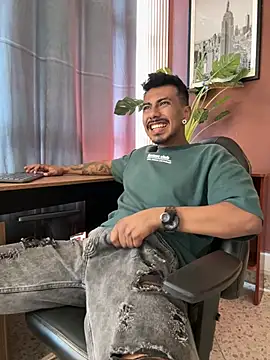 Latinmoster_boss webcam