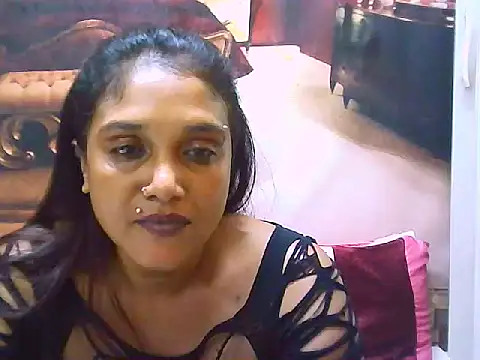 IndianSexyLady20 webcam