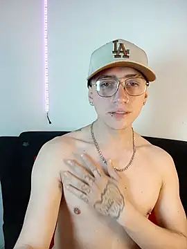 Emmanuel_Lust webcam