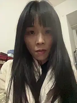 美女petoys在线直播