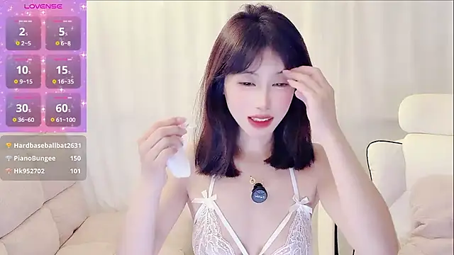 美女yuanbao_a在线直播