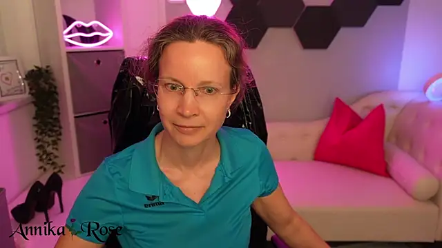 AnnikaRose webcam