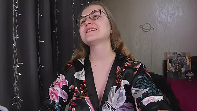 MissBrightShine webcam