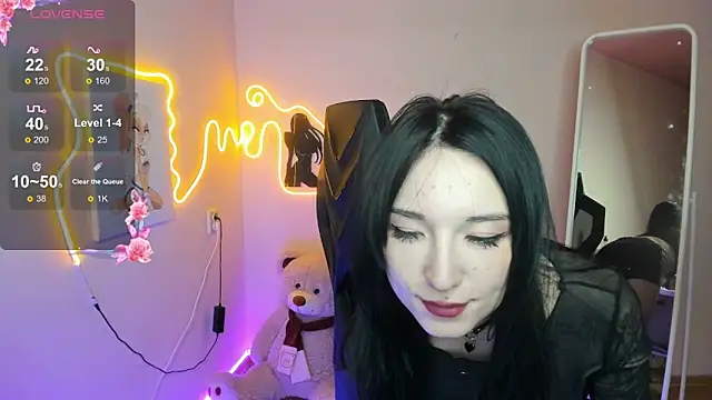 AliceeinWonderlanddd webcam