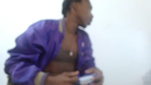 Larry-n-clouds webcam