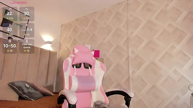 Clhoe_Johnson webcam