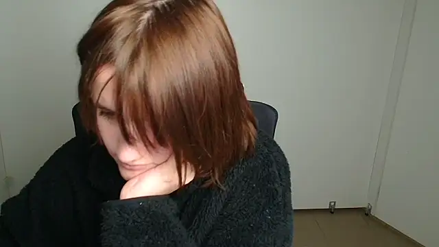 Alice_Wonderme webcam